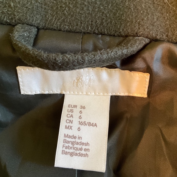 Dark Green H&M Peacoat - Picture 5 of 6